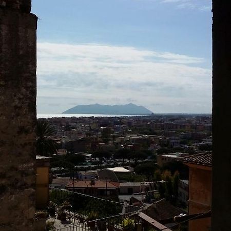 Torrione San Lorenzo I Terracina Eksteriør bilde